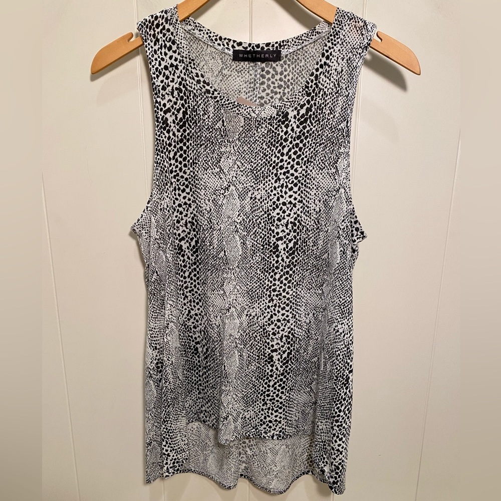 Whetherly Patterned Tank Size M